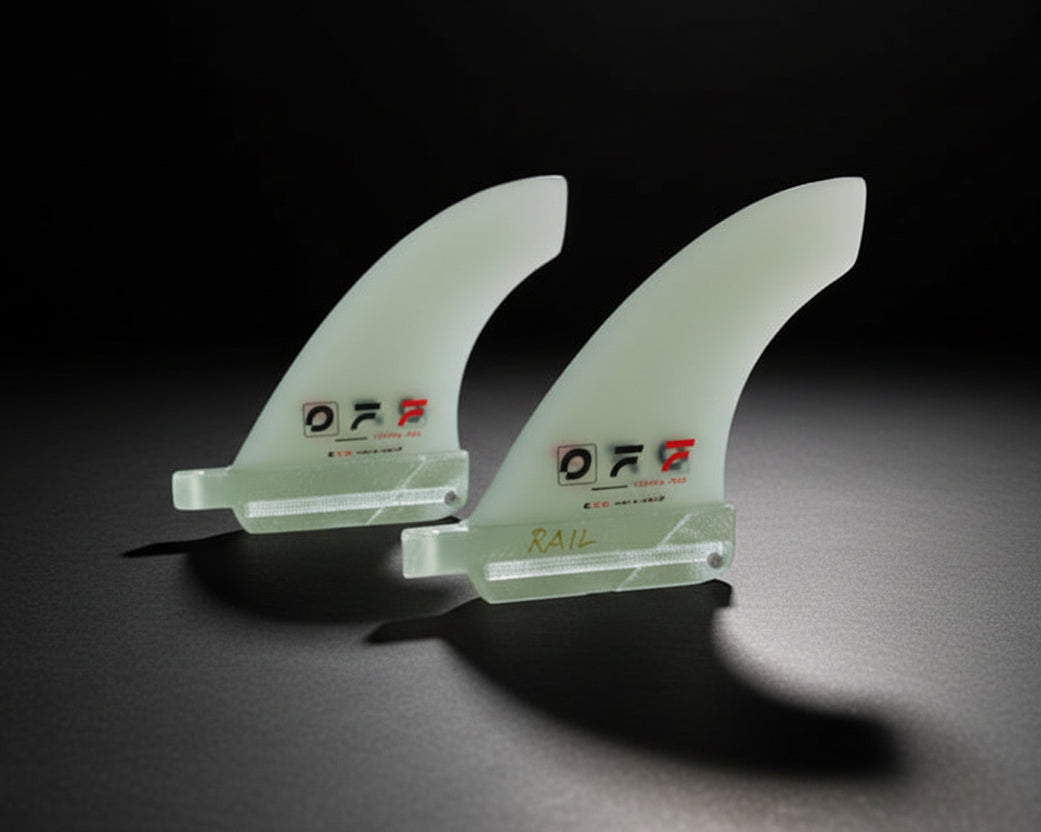 OFF FINS Ego – Pinne laterali Wave Asimmetriche 1° in HeatCore™ Glass (Coppia)
