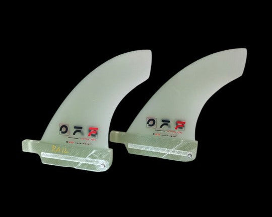 OFF FINS Ego – Pinne laterali Wave Asimmetriche 1° in HeatCore™ Glass (Coppia)