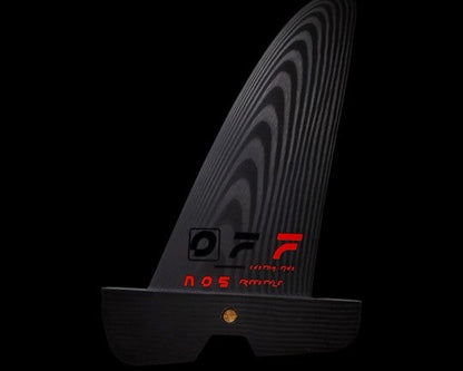 OFF FINS Nos Carbon – Pinna Windsurf Freestyle in HeatCore™ Carbon (Singola)