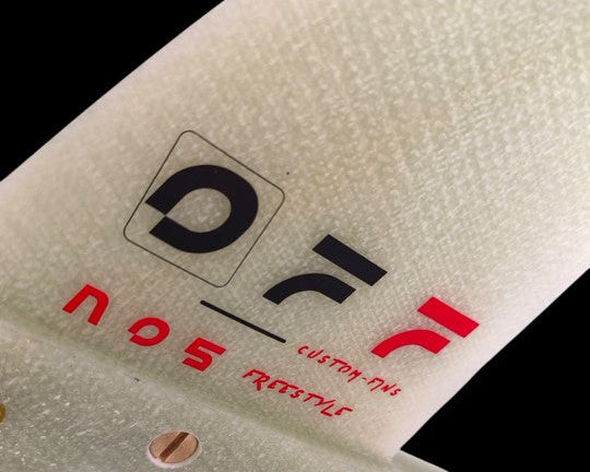 OFF FINS Nos – Pinna Windsurf Freestyle in  HeatCore™ Glass (Singola)