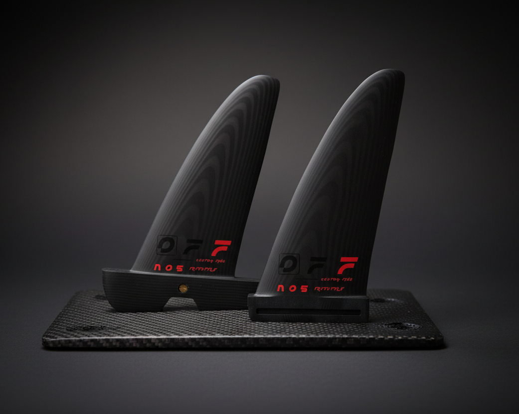 OFF FINS Nos Carbon – Pinna Windsurf Freestyle in HeatCore™ Carbon (Singola)